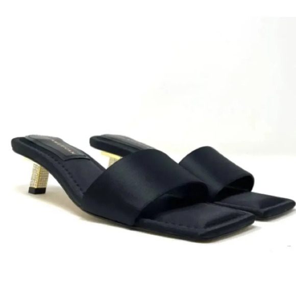 Good American Black Flats with Gold Accents - Picture 4 of 5